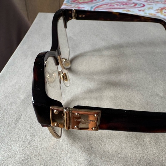 Dolce &Gabbana Elegant Tortoise Shell and gold Glasses - Picture 9 of 13